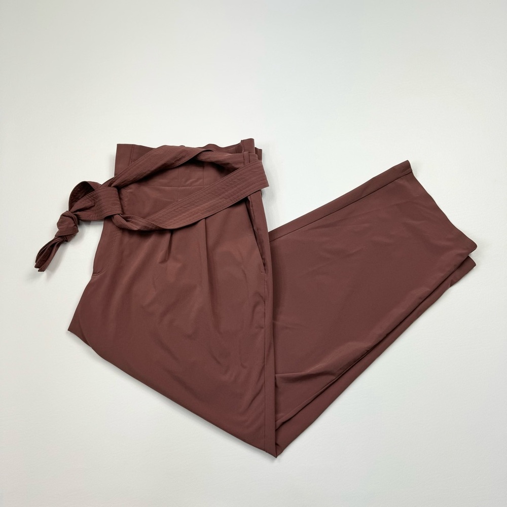 Women’s Athleta Skyline Pant II W/Belt Size 20